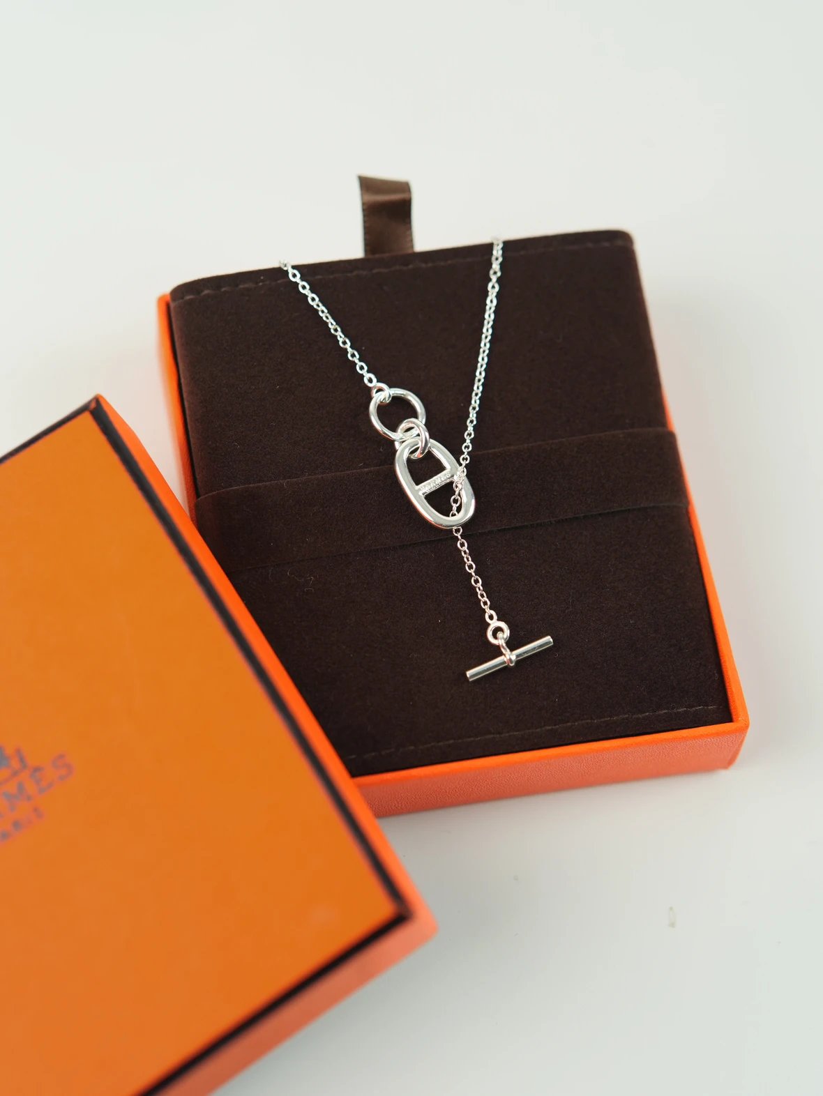 Item ID 8388 “ Valentine's Day only ”Chained-Ancre-“925 silver ” Fashionable Pig No