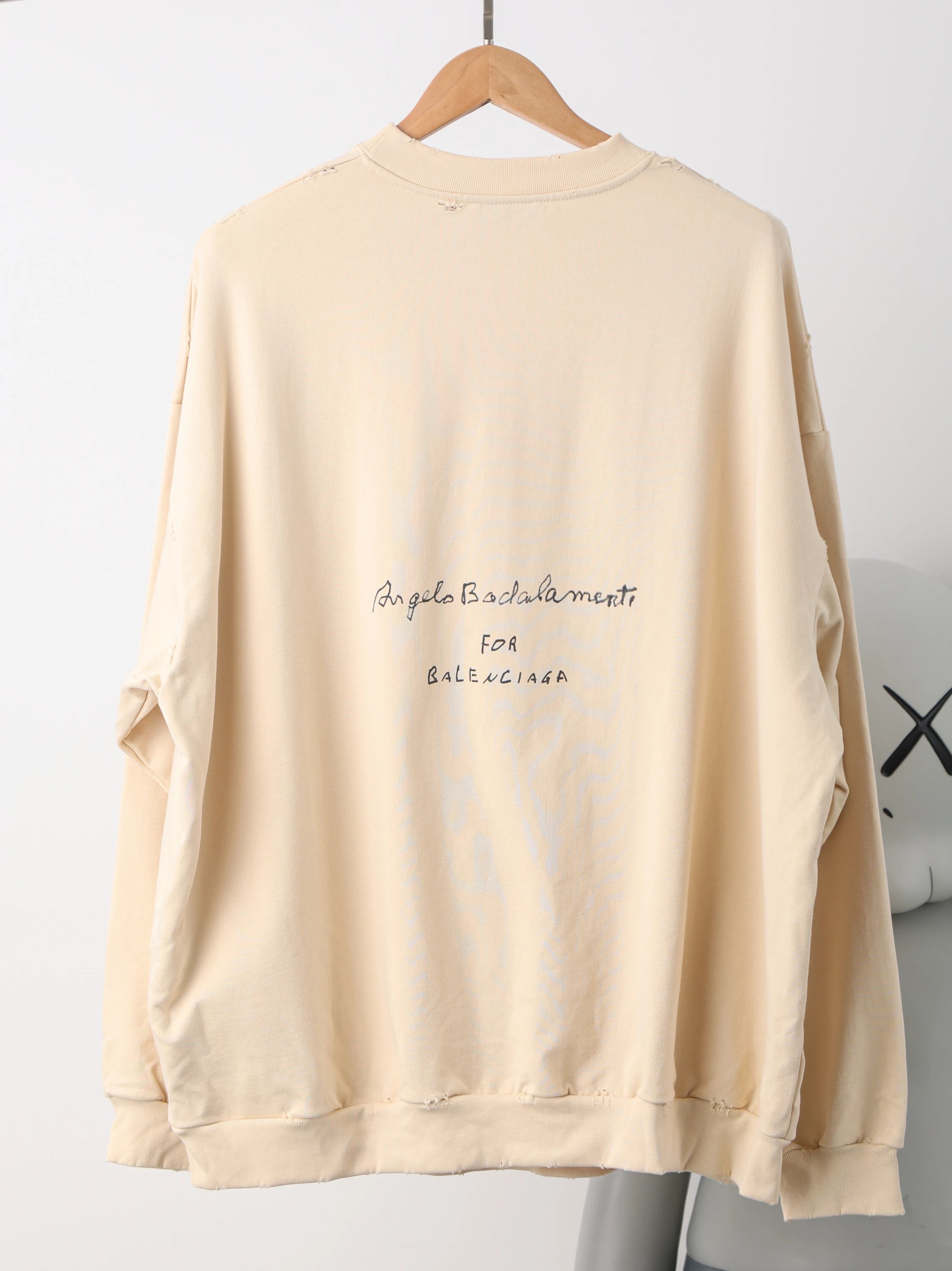 Item ID 8072 Balenc1aga- Paris -2024ss- limited edition - staff print sweatshirt -