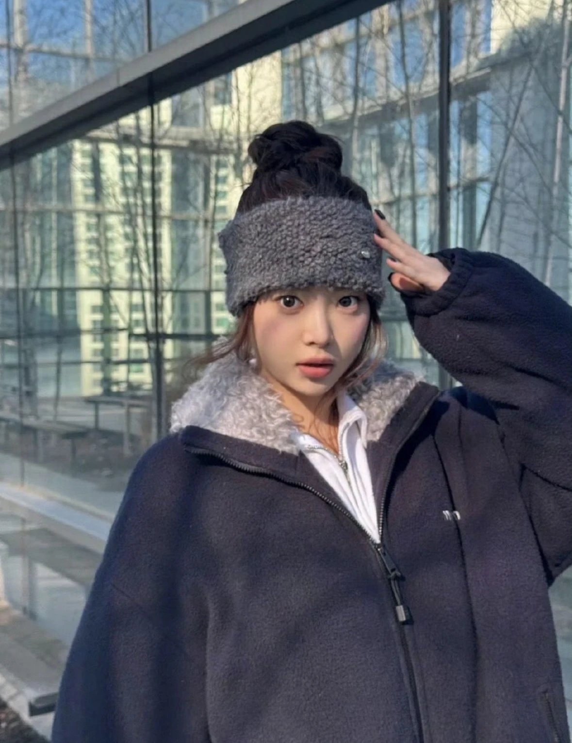 Item ID 8128 M1UM1U Miu Miu _mohair blend fur collar_ FW25 solid color stand up col