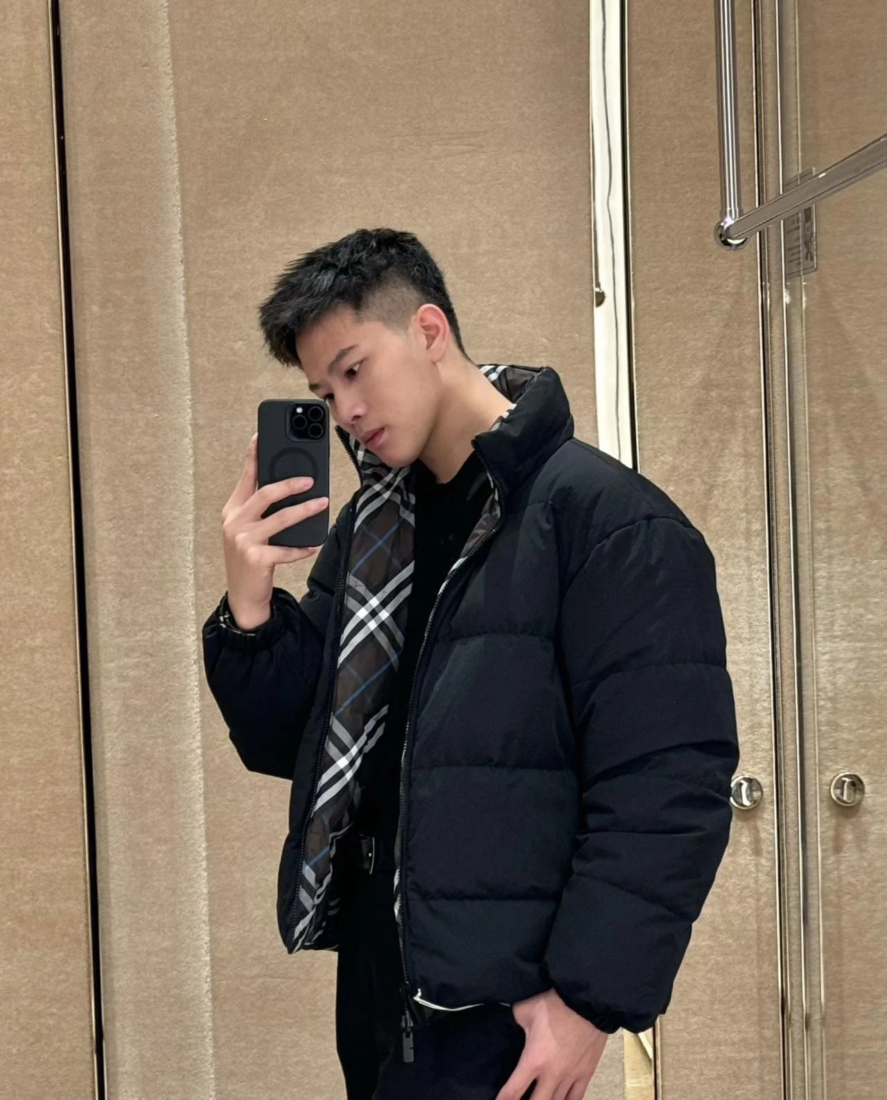 Item ID 8107 Burberr%-BBR-2024ss- Twill series - Reversible down jacket - Double-si