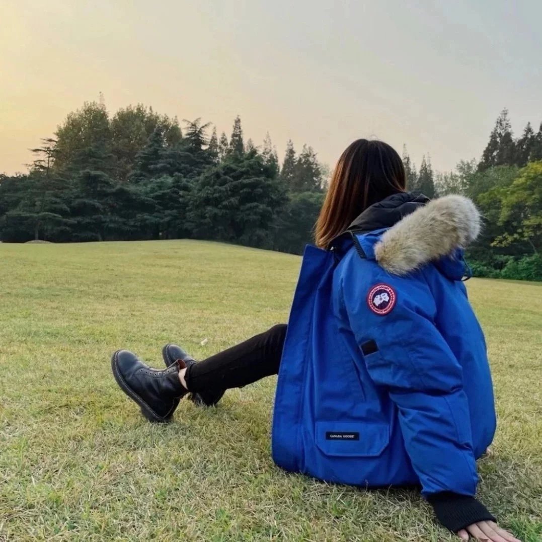 Item ID 8115 Goose brand -01 Expedition short down jacket -( Original wolf hair - F