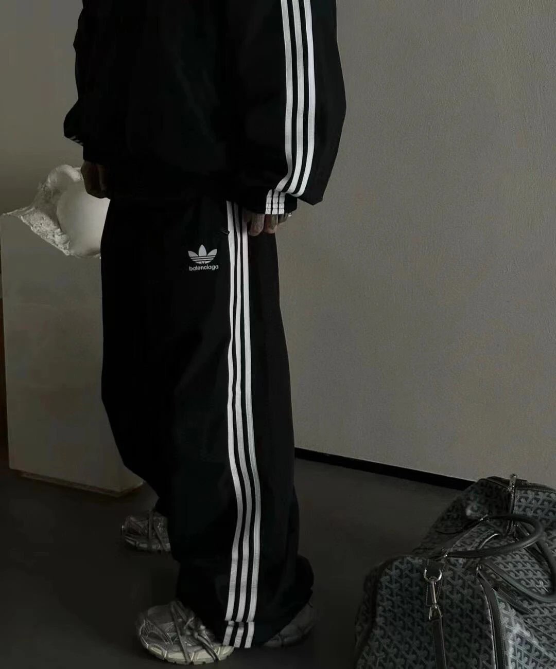 Item ID 8344 Balenci@ga-x-Adid@s- Paris clover joint brand - Sports wide leg trouse