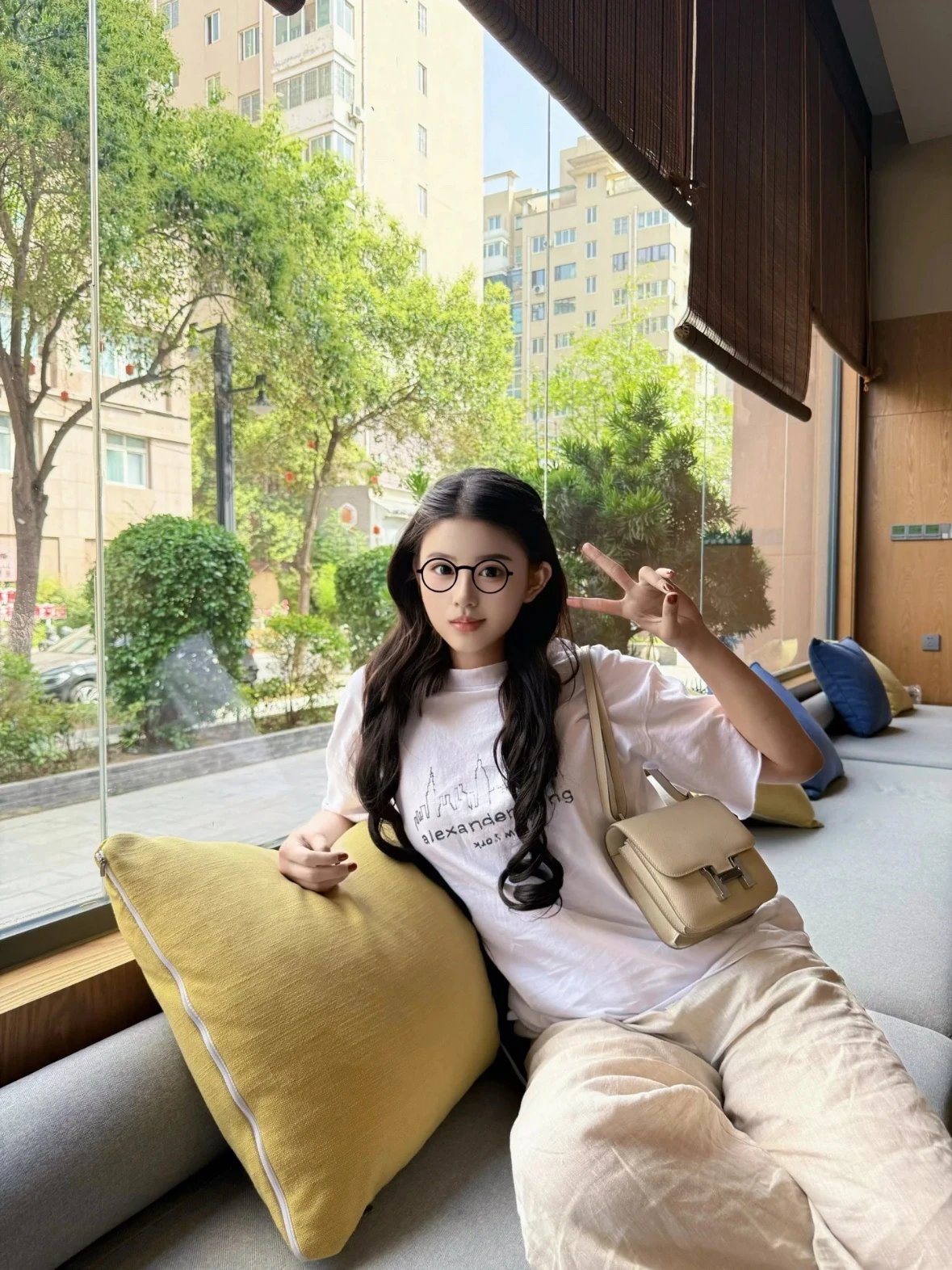 Item ID 8275 alexander-wang king alexander - architectural print - oversized logo s