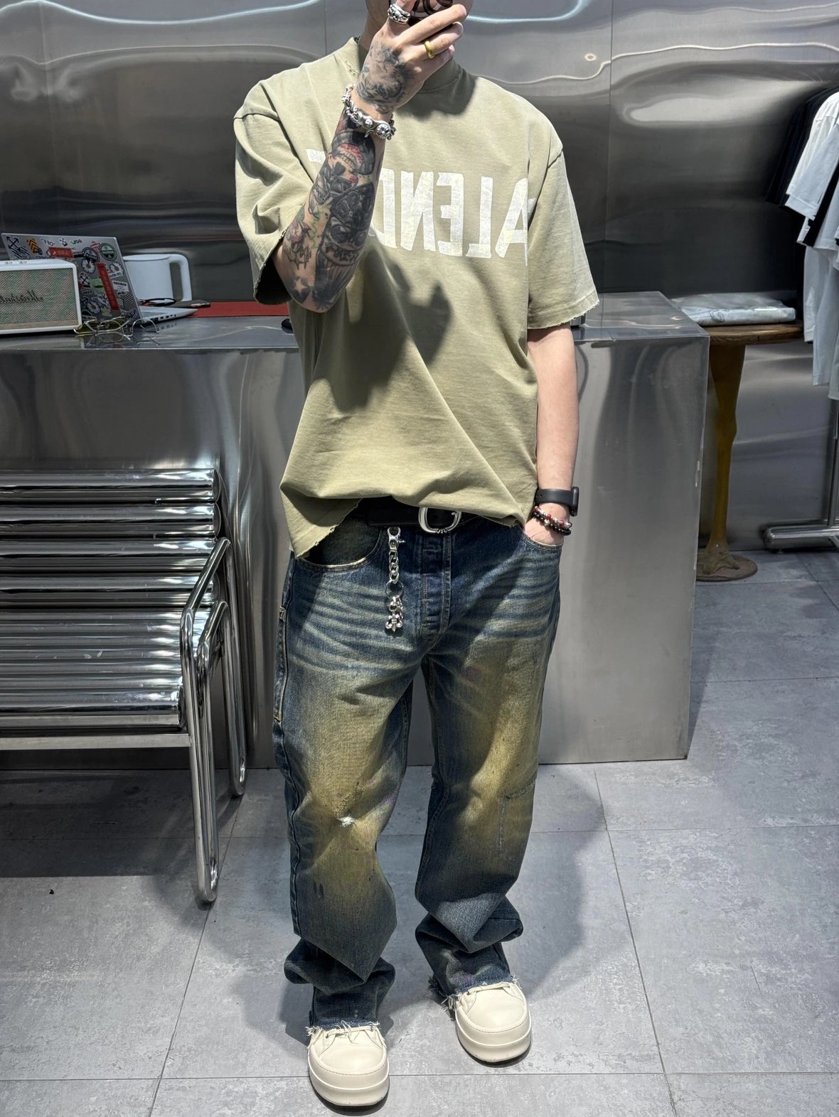 Item ID 8278 Balenc1aga - Paris-2023s - Pattern Paper Series Short Sleeves - Retro