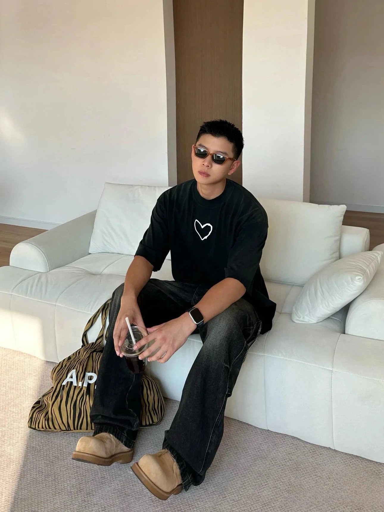 Item ID 8285 Balenci@ga- PARIS -2024ss - Qixi Series - Love Gum Drop Pattern Short