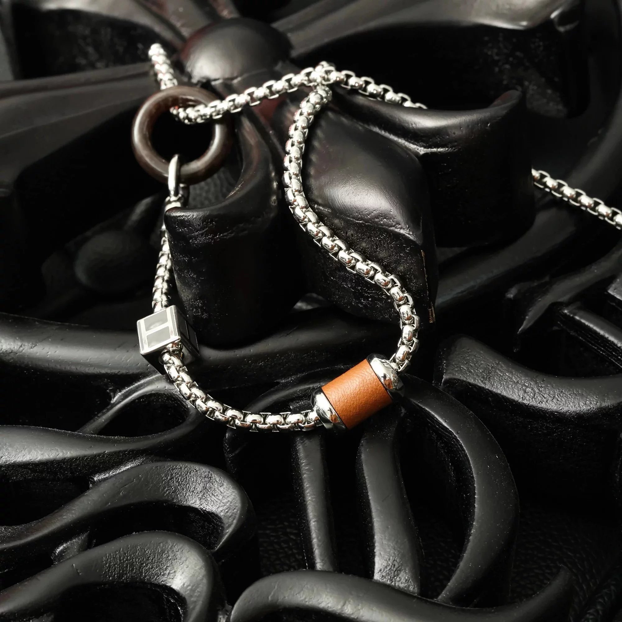 Item ID 8379 Essential for autumn and winter - The first sweater chain - Natural ho