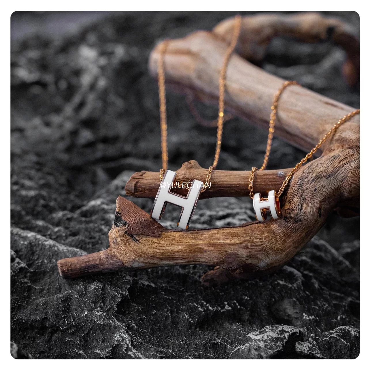 Item ID 8380 H letter necklace -mini letter pendant - rose gold necklace - clavicle