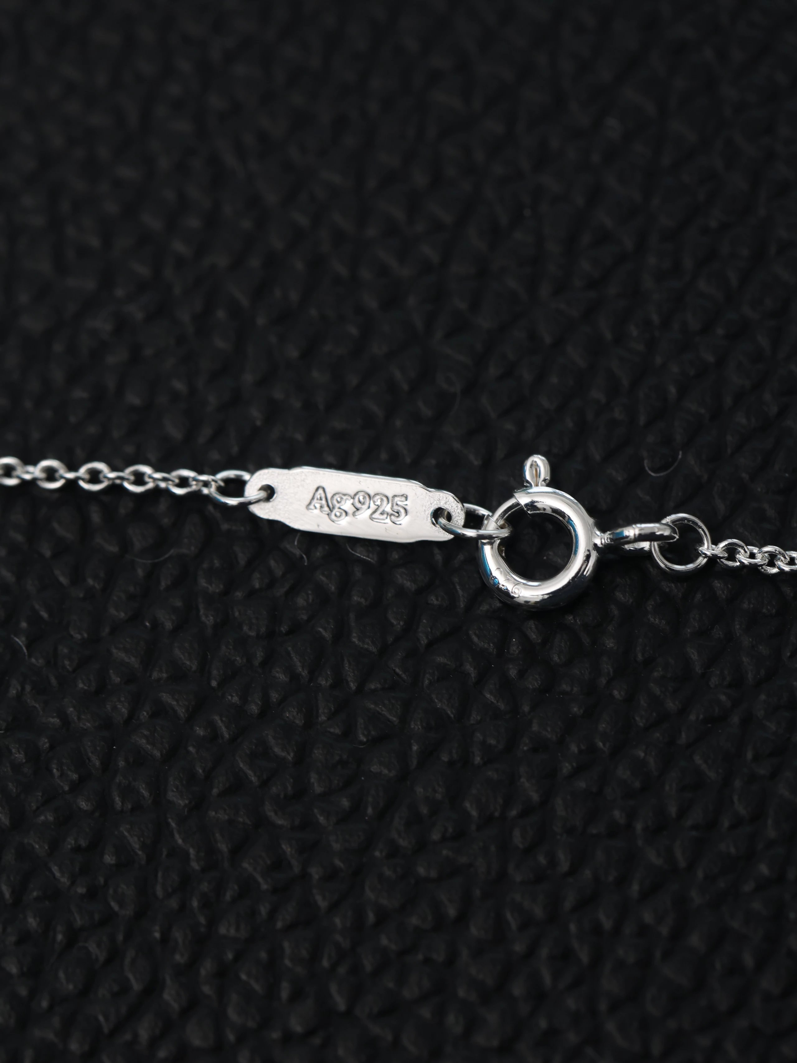 Item ID 8383 T1ffany- Tiffany -1837 Classic double hoop necklace - Ring Lariat Ster