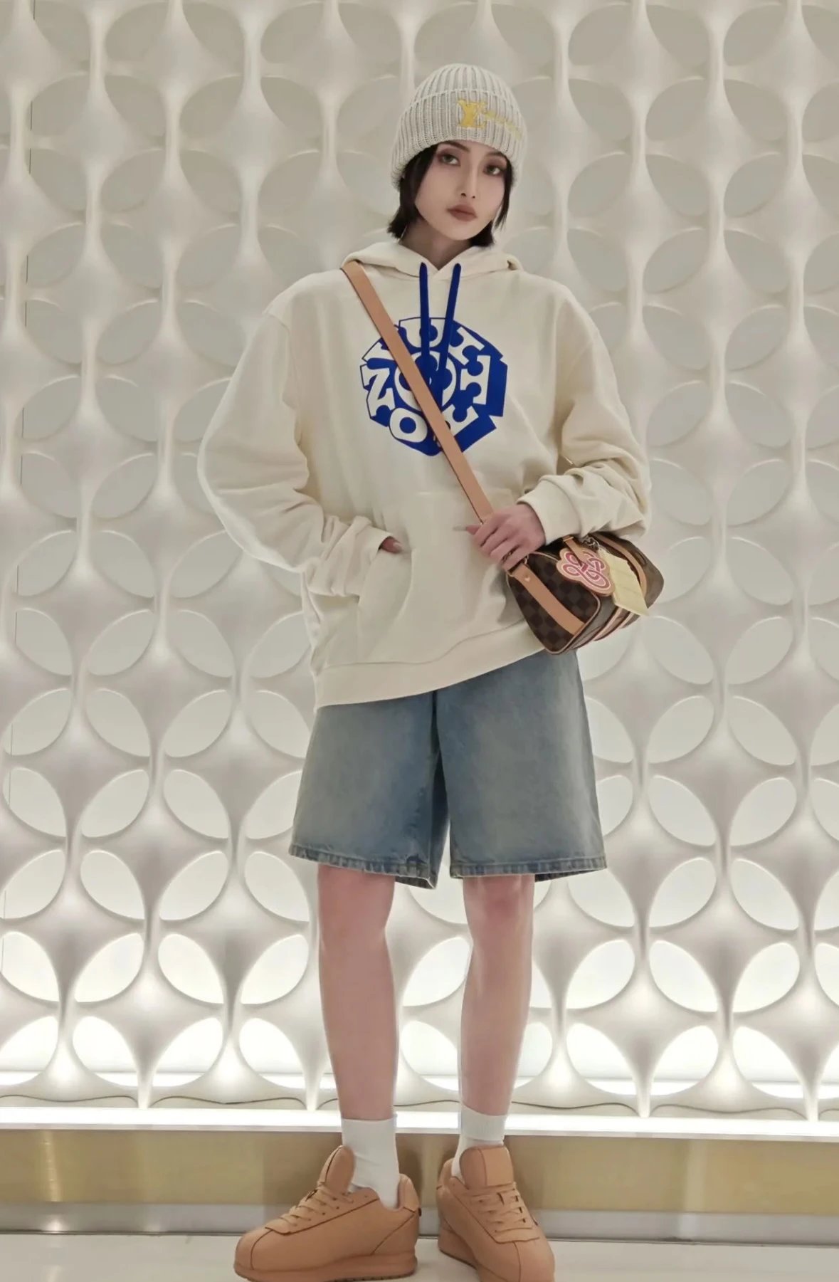 Item ID 8150 Nigo Joint model “ Film version ”FW25 letter print sweatshirt - Off-wh