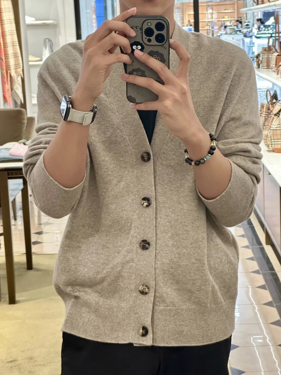 BBR embroidered signature sweater cardigan “97% cashmere ➕3% polyester