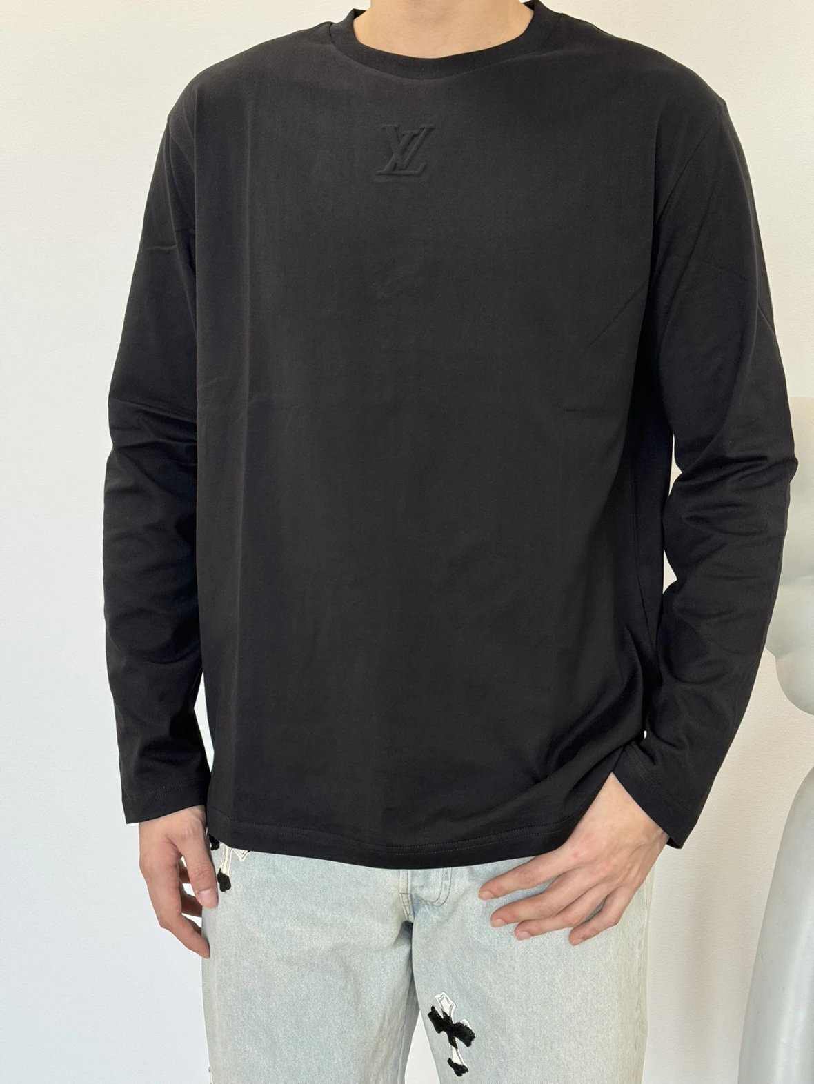 Item ID 8180 Embossed crew neck “32 Count combed long staple cotton smooth ”logo lo