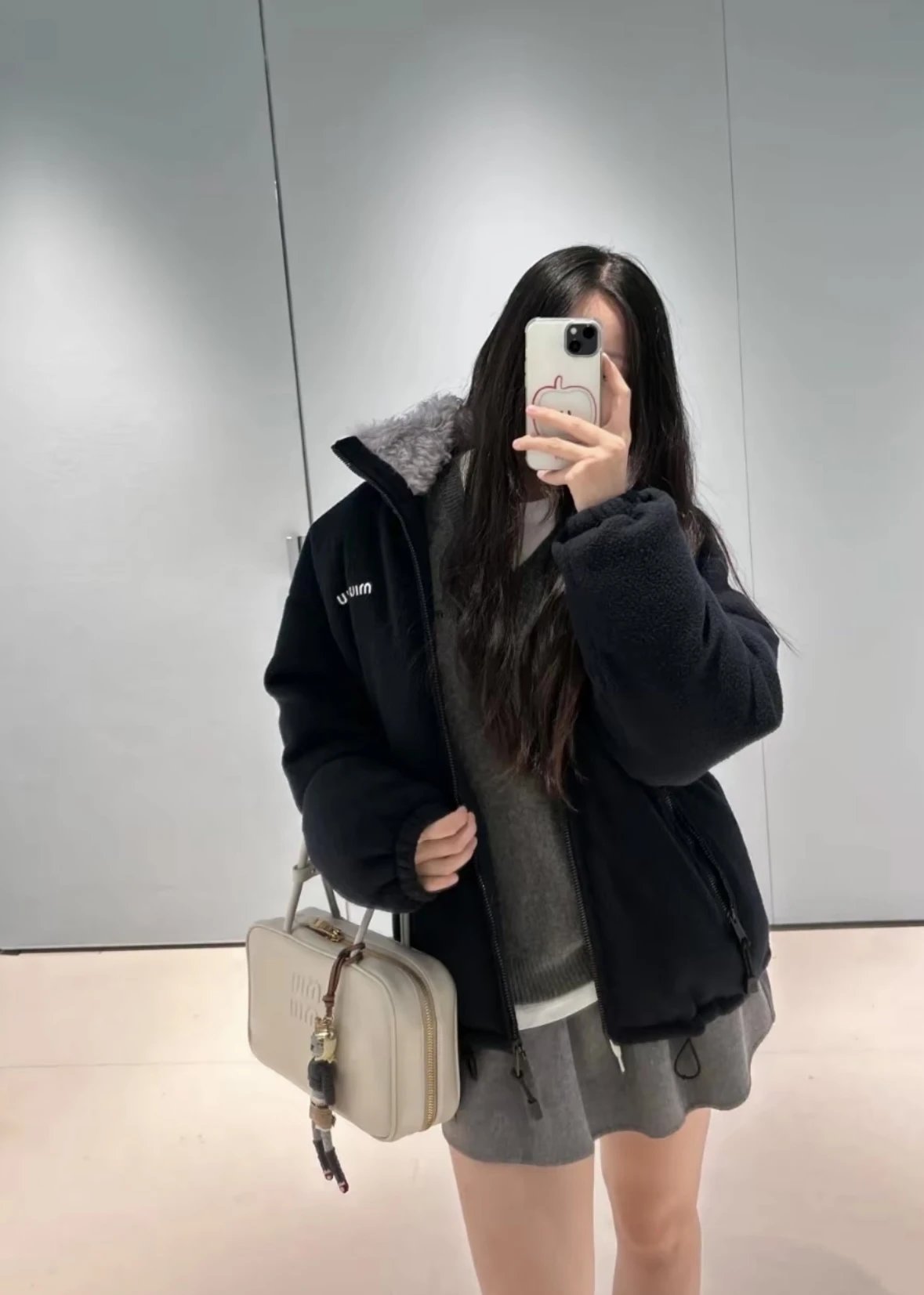 Item ID 8128 M1UM1U Miu Miu _mohair blend fur collar_ FW25 solid color stand up col