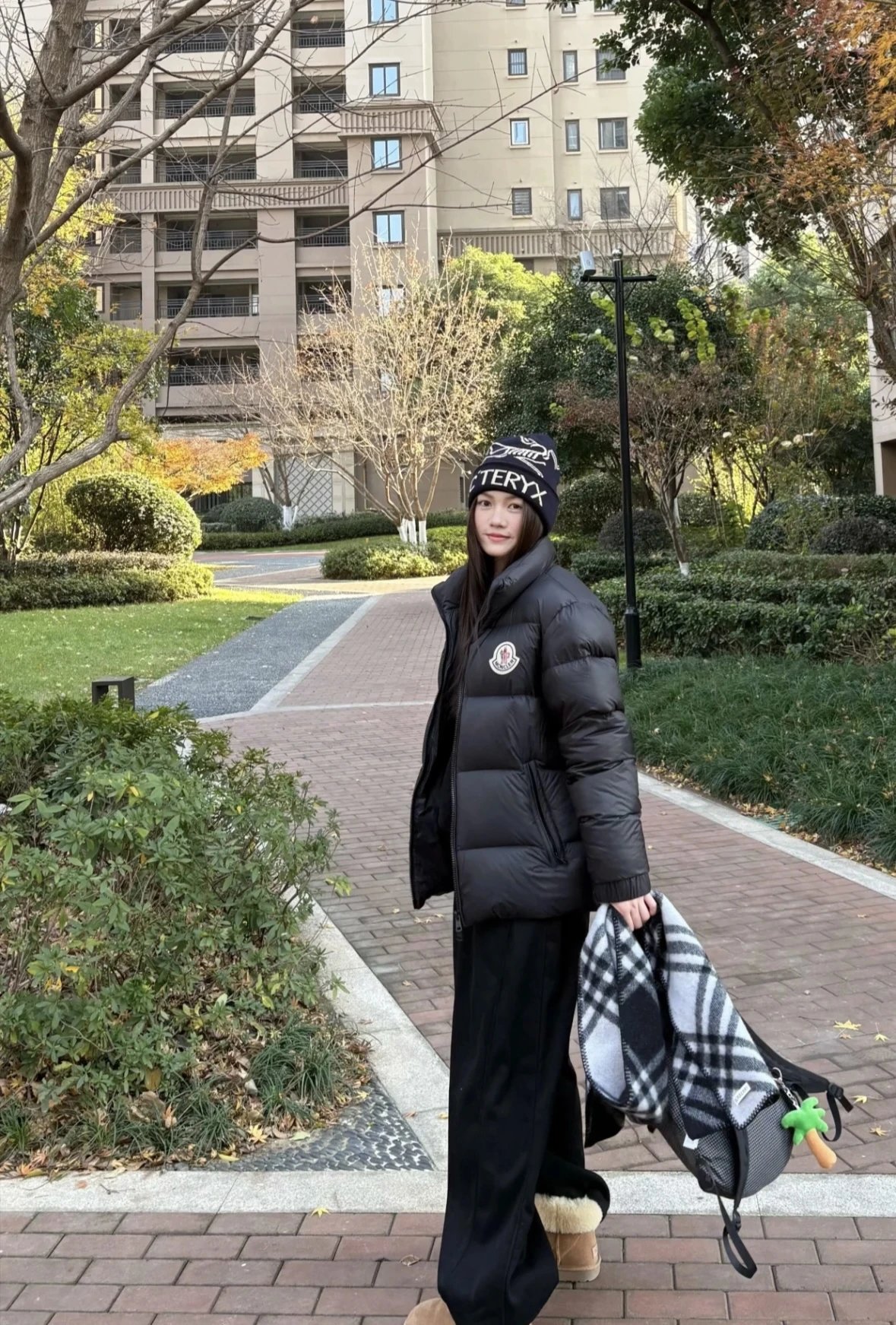 Item ID 8094 -Citala Series - _90 White Goose Down_ - Fort Down Jacket - Logo Patch