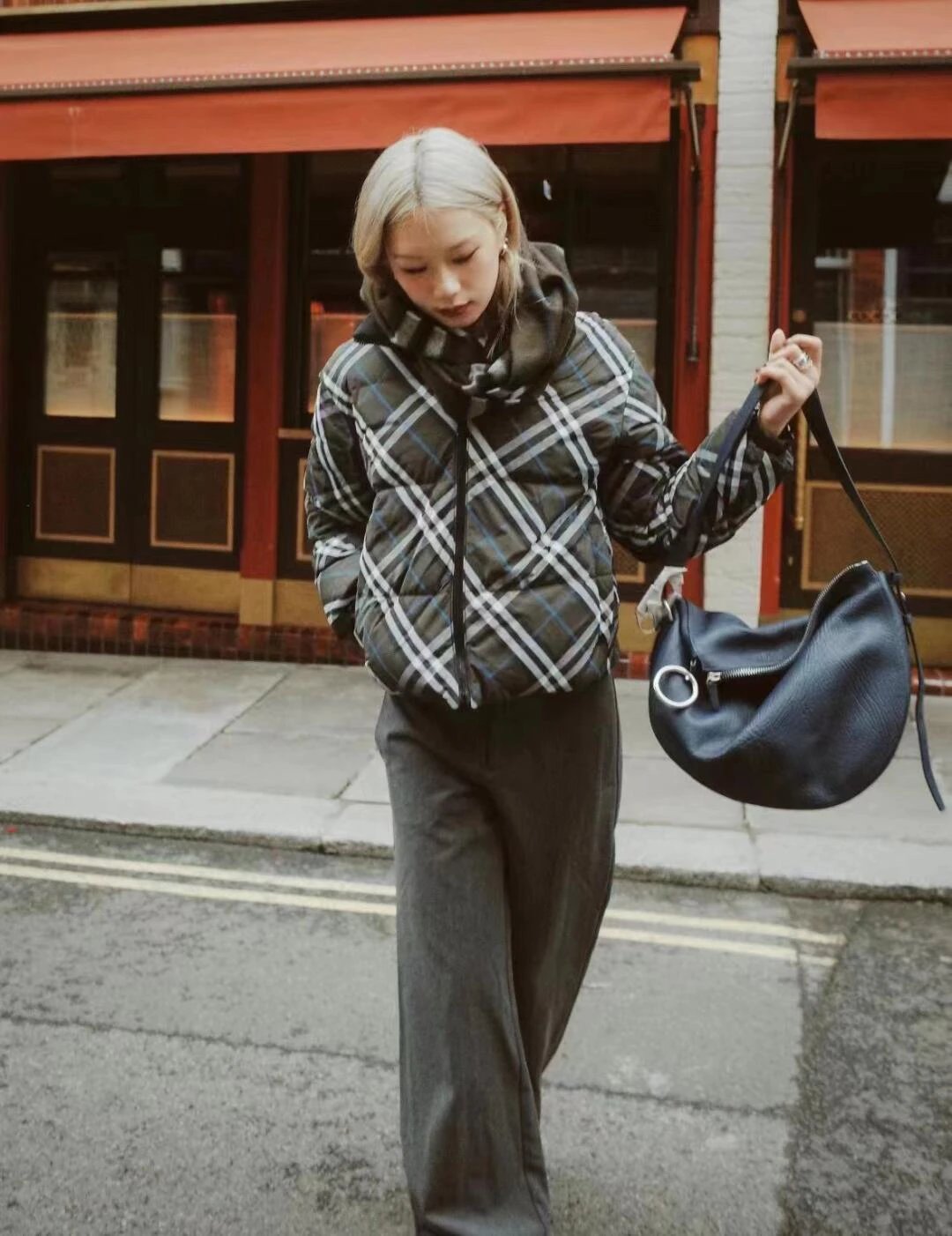 Item ID 8107 Burberr%-BBR-2024ss- Twill series - Reversible down jacket - Double-si