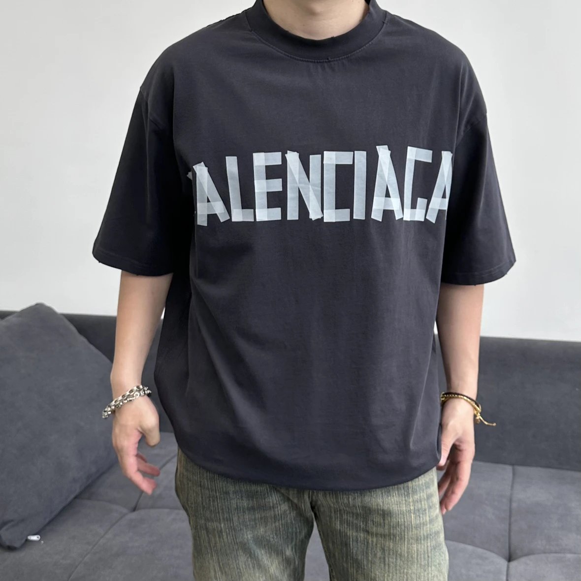 Item ID 8283 Balenc1aga- Paris -2025ss- Textured paper short sleeves - Paris white