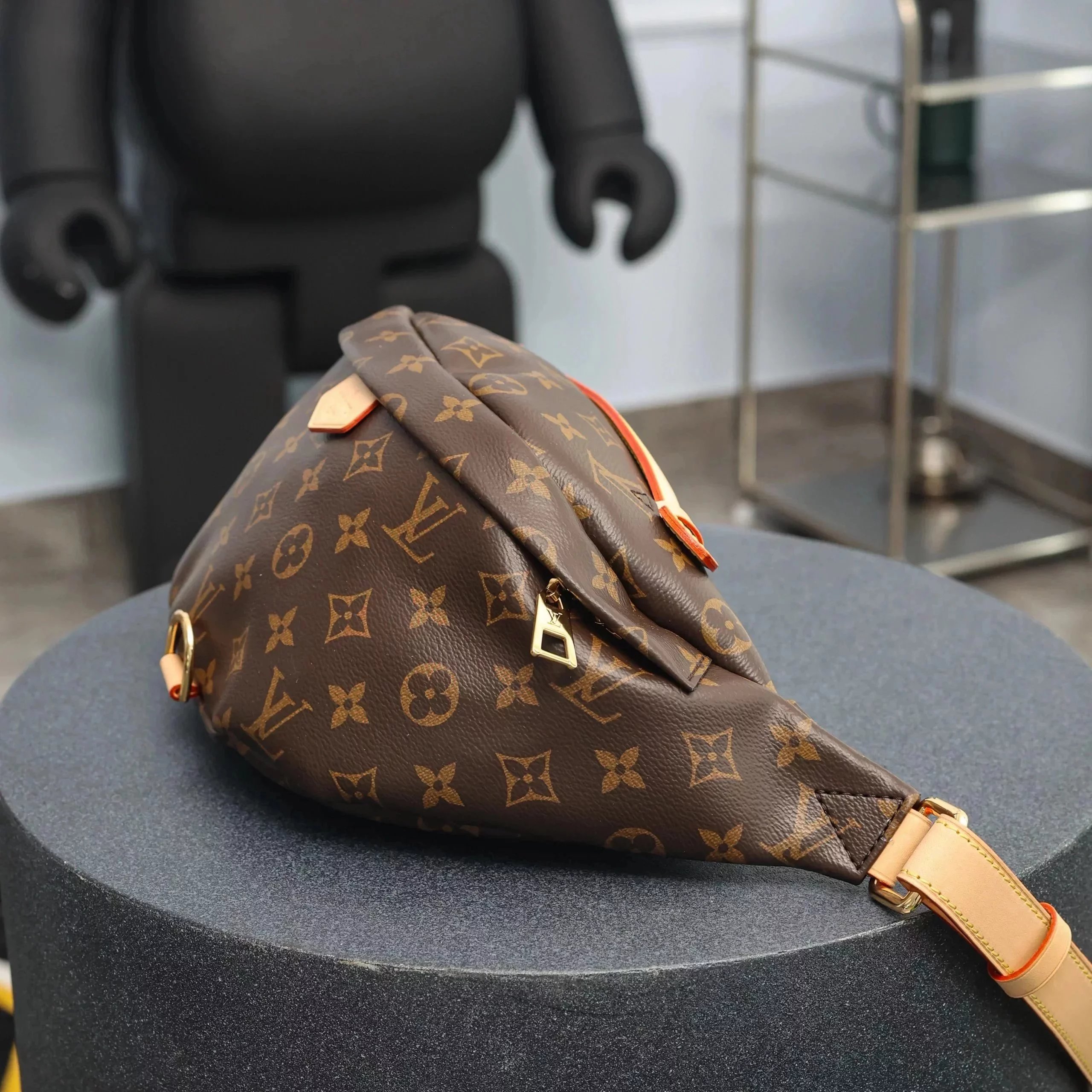 Item ID 8441 Advanced customization -bumbag- Classic presbyopia - shoulder chest ba