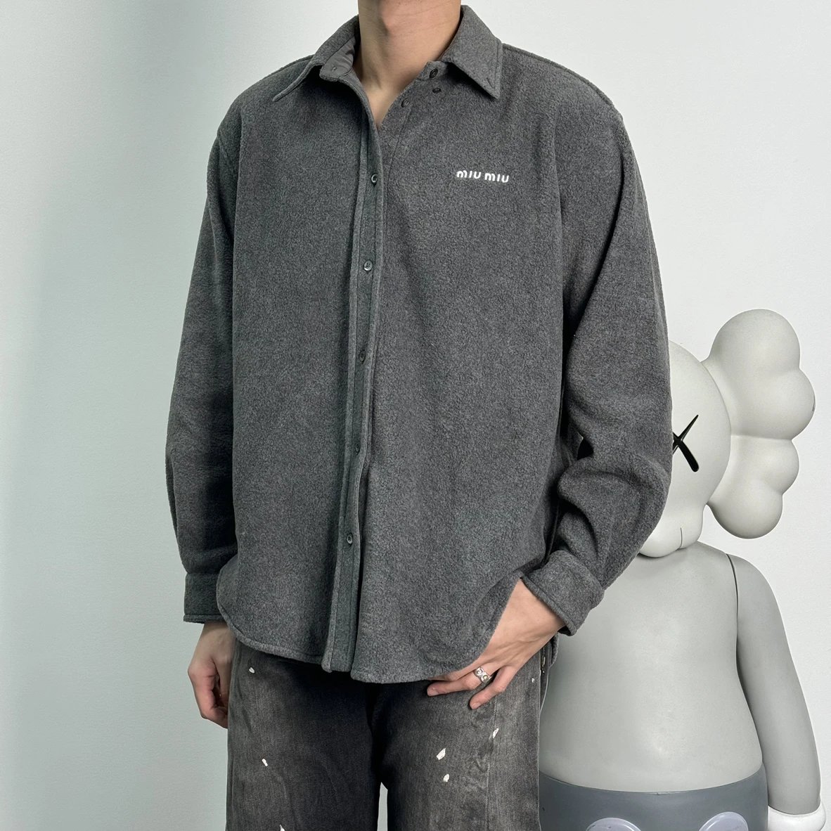 Item ID 8219 M1UM1U Miu Miu _Double Brush Single Shake Velvet Craft_ Loose Edition