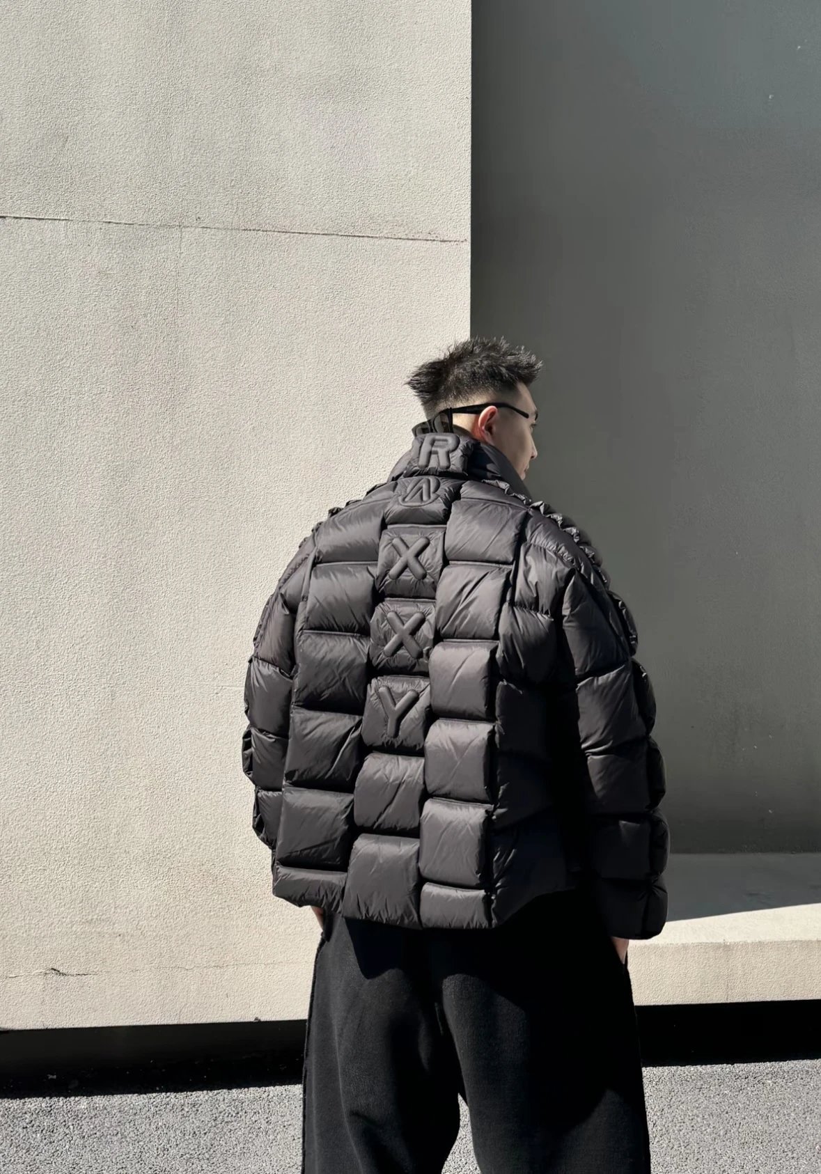 Item ID 8138 vest - long sleeves -Christopher-Raxxy- Joint model - stand collar zip