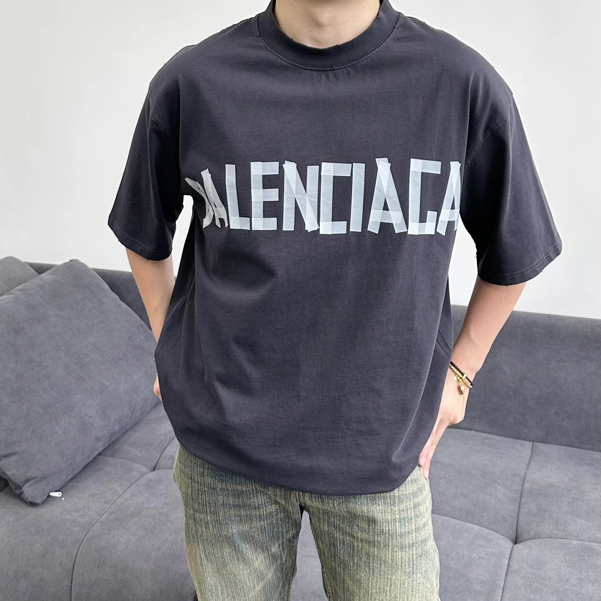 Item ID 8283 Balenc1aga- Paris -2025ss- Textured paper short sleeves - Paris white