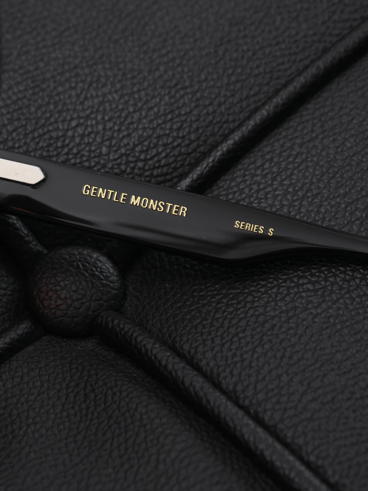 Item ID 8408 Gent1e-M0nster-GM-2024ss-UNAC_N- gradient sunglasses - sunset color -