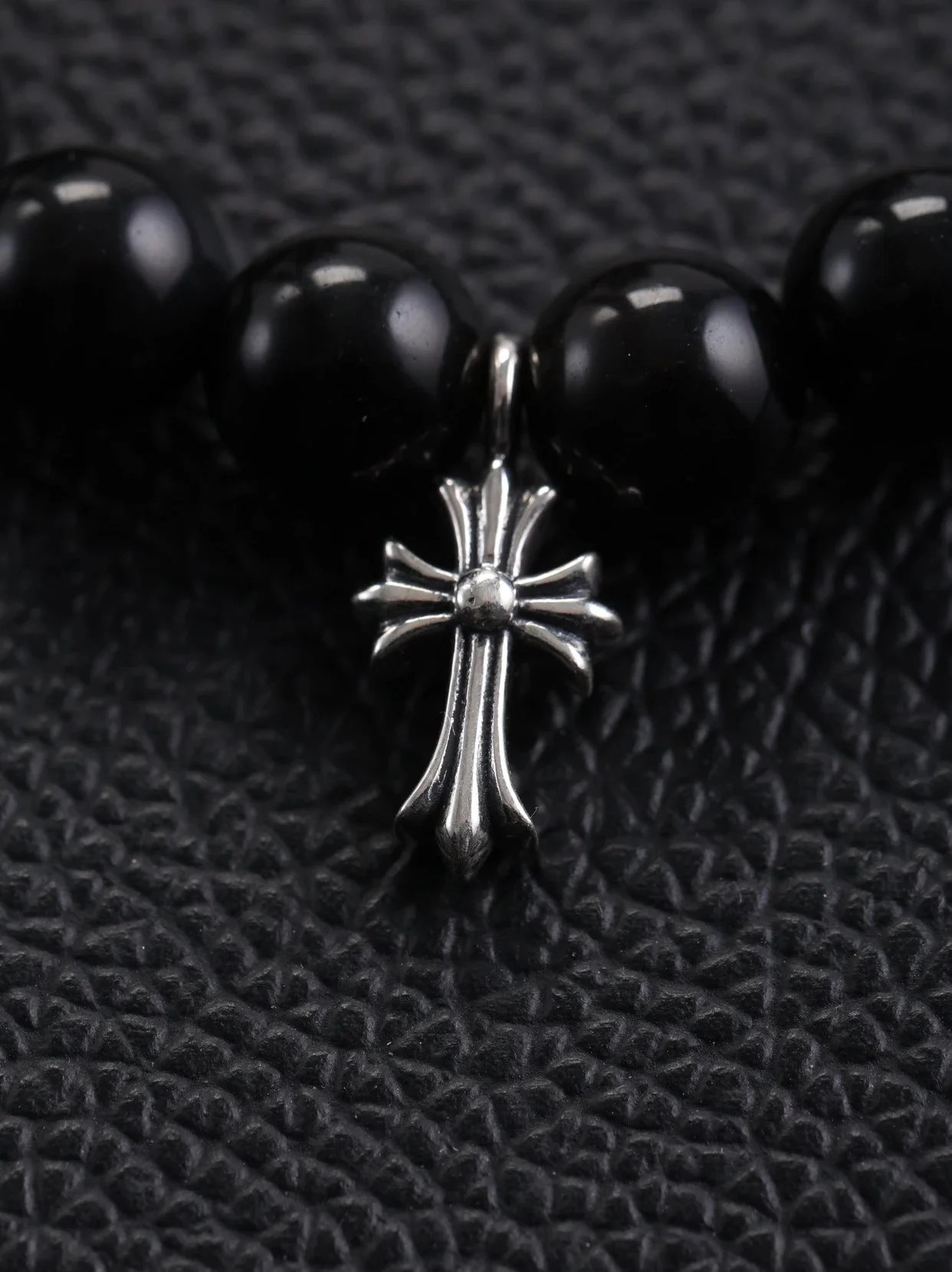 Item ID 8385 Two new colors added -Chrome-Hearts-CH- Crow heart - gemstone bracelet