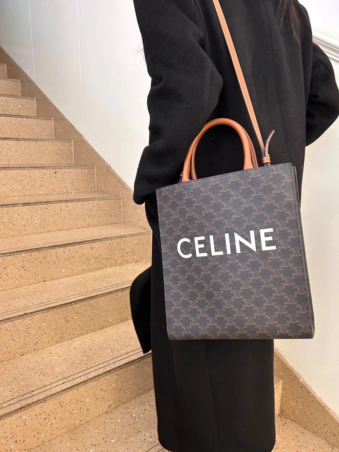 Item ID 8452 CEL1NE- Celine -2020ss- Classic -Cabas-Tote-thriomphe- Classic all-ove