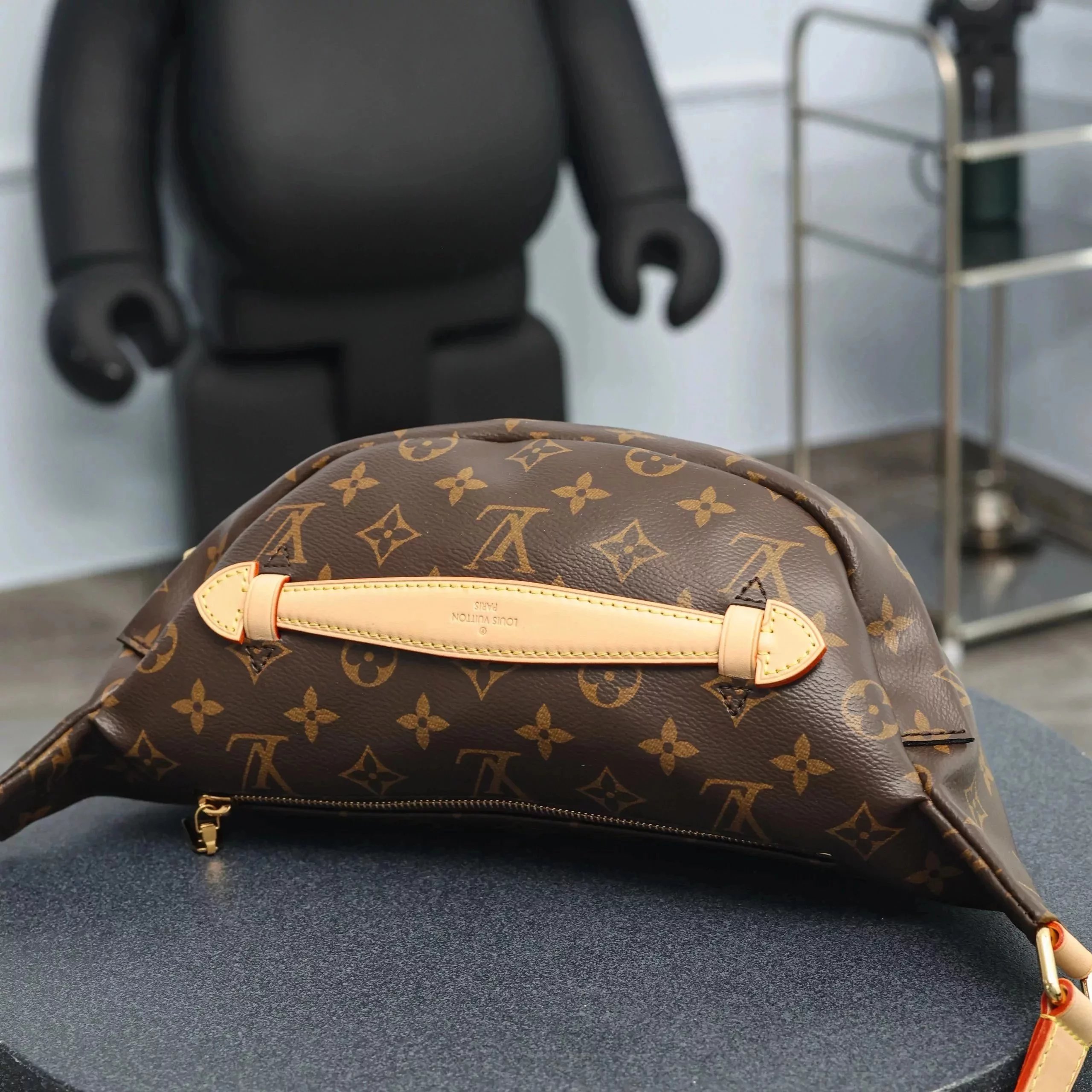 Item ID 8441 Advanced customization -bumbag- Classic presbyopia - shoulder chest ba