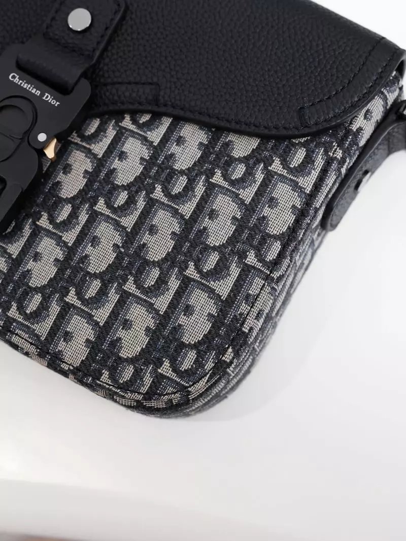 Item ID 8473 Dior-Oblique- Classic old flower canvas leather shoulder bag - Allover