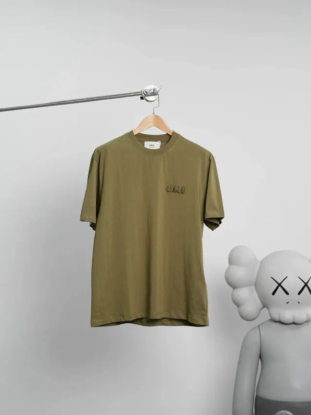 Ami Crochet Letter Round Neck Short Sleeve Night Osmanthus Green