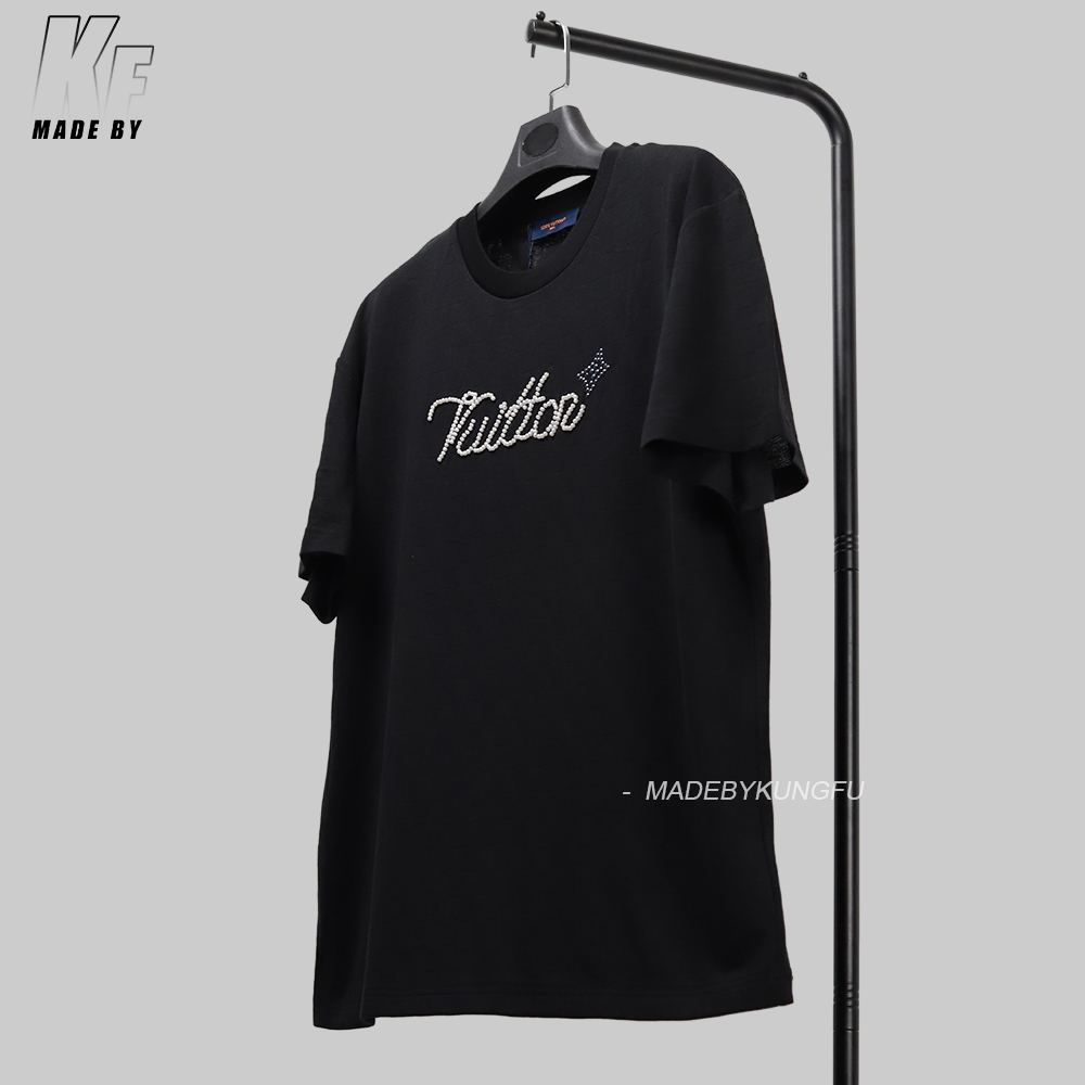 1V checkered jacquard jewelry tee