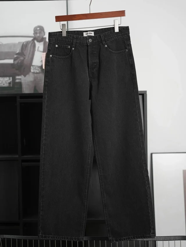 Item ID 9014 M1U solid color washed denim jeans with embroidered back pocket