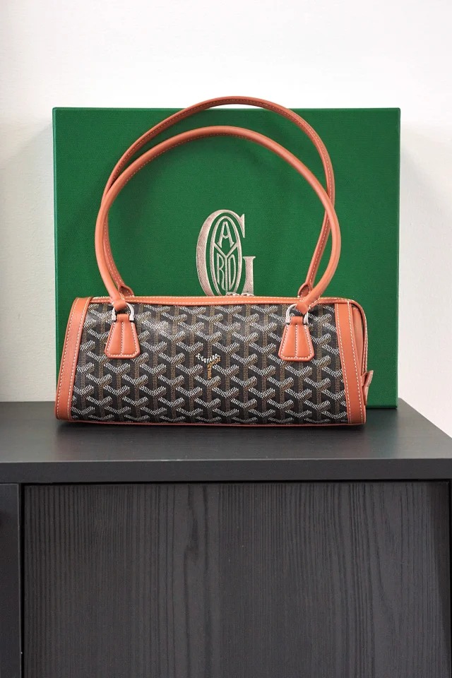 Item ID 9027 GOYARD Bonbonniere Classic Monogram Canvas & Cowhide Leather Baguette Shoulder Bag