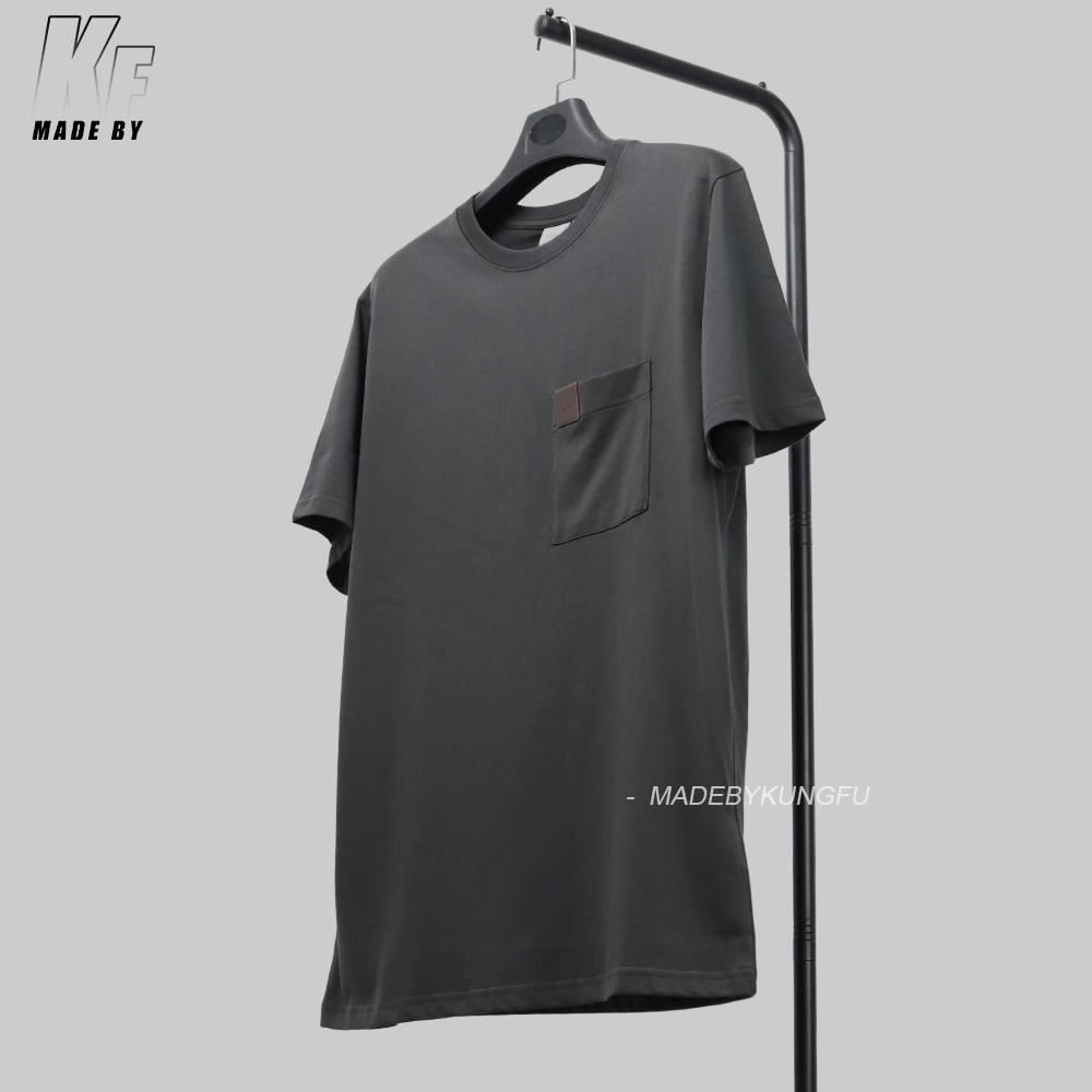 D1or Leather patch pocket washed tee