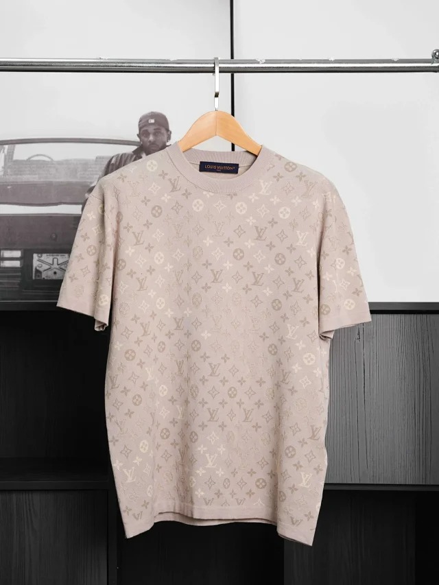 Item ID 9034 1V Early Spring Men's Series Full Print Old Flowers MONOGRAM Round Neck Shirt Jacquard Pattern Short Sleeve