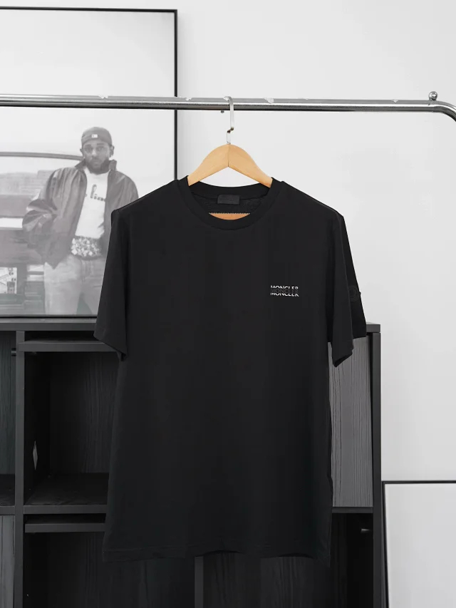 Item ID 9048 Mon Customized Logo Imported Hot Stamping Material Cotton Jensen Logo Knitted Round Neck Short Sleeve
