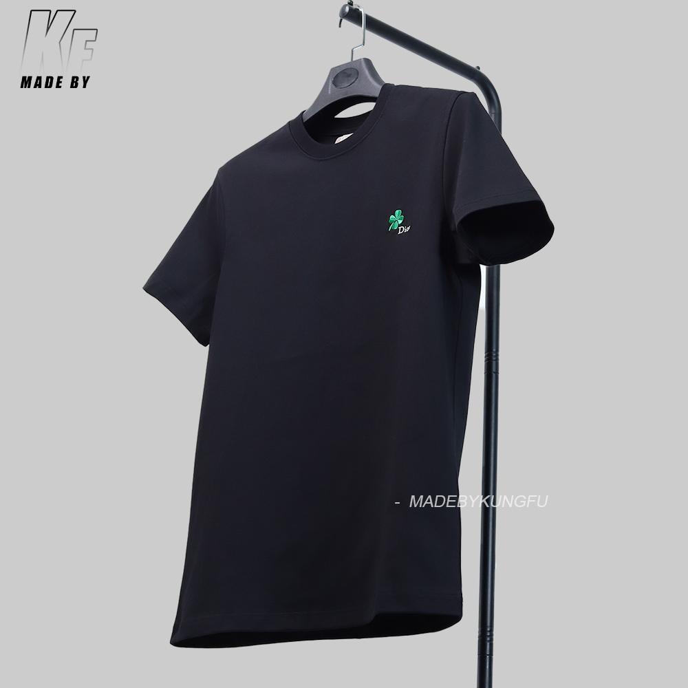 D1or lucky clover tee