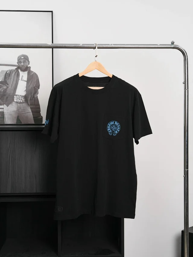Item ID 9077 CH Multiple Printing Techniques Exclusive Printing Set 200g Lightweight and Breathable Cross Horseshoe T-shirt Unisex