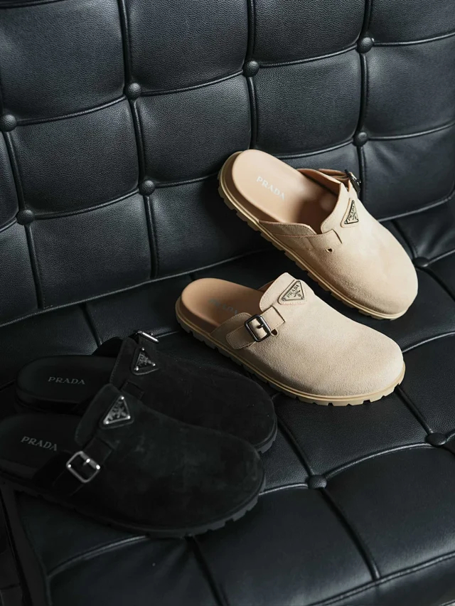 PRA Metal Triangle Brand Series Strap Muller Shoes Baotou Boken Shoes