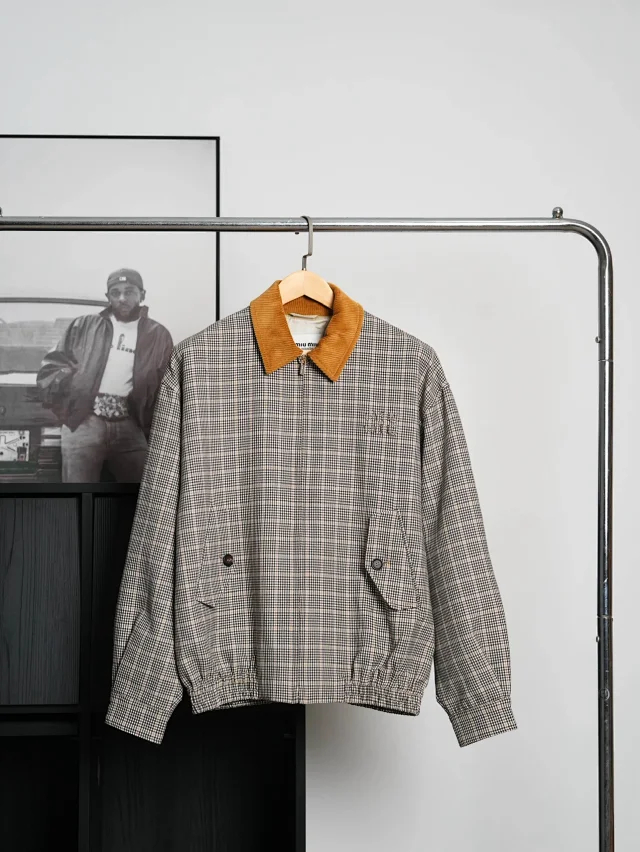 Item ID 9106 M1UM1U SS25 One-Year Development Exclusive Checkered Alignment Color-Block Zipper Long-Sleeve Jacket Coat, Short Version