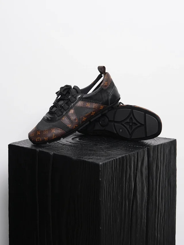 Item ID 9066 1V Seven color optional Sneakerina imported lambskin German training shoes, round toe lace up ballet style thin soled shoes, low cut casual shoes