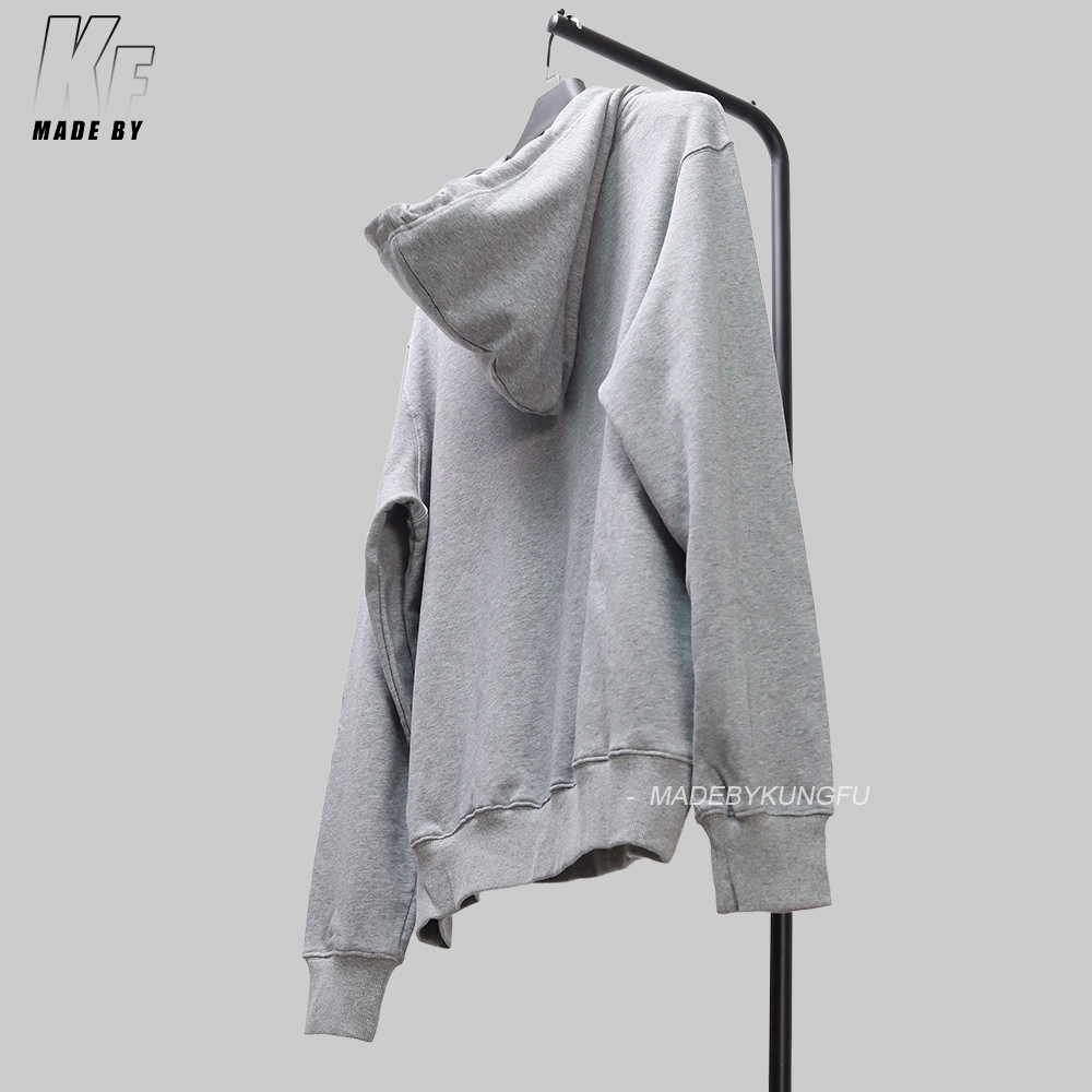 D1or 26FW Embroidered Sweater