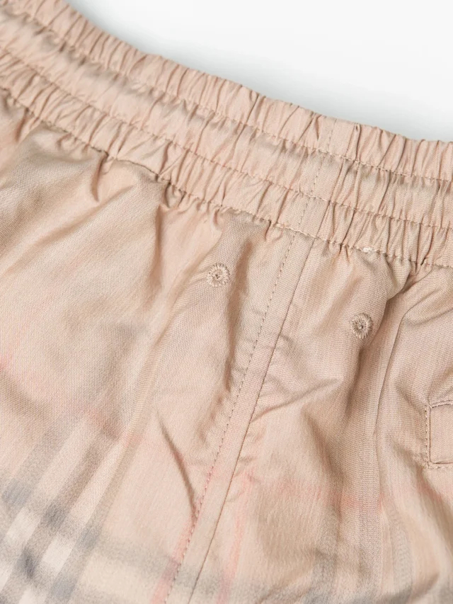 Item ID 9063 BBR Digital Color Spray Customized Gradient Grid Drawstring Swimming Shorts Casual Edition for Men and Women