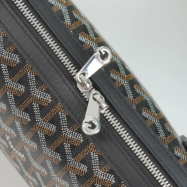 Item ID 9027 GOYARD Bonbonniere Classic Monogram Canvas & Cowhide Leather Baguette Shoulder Bag