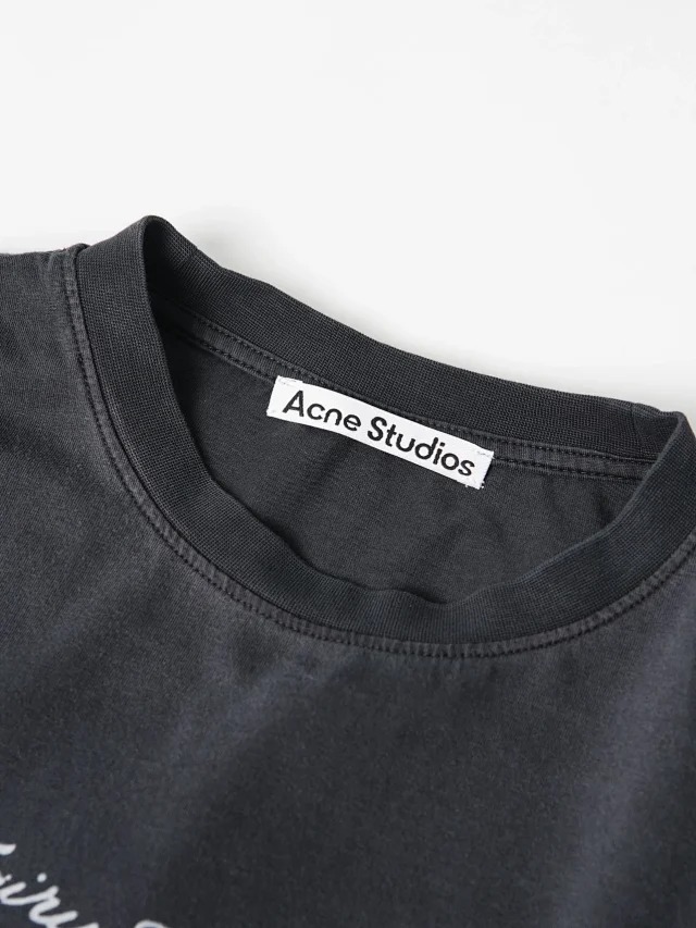 Item ID 9032 Acne 1996 flocking logo printed round neck loose short sleeved T-shirt in blackbeige