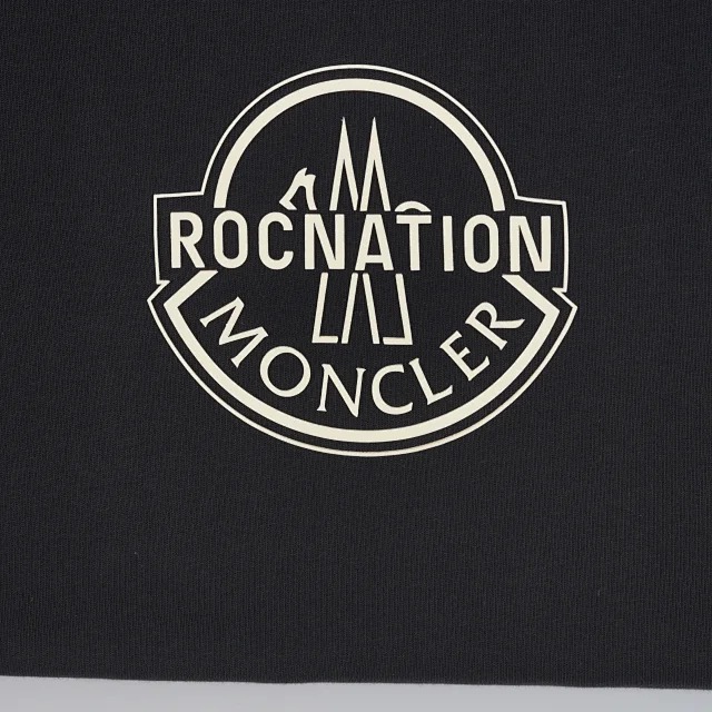 Item ID 9035 Mon x RocNation collaboration solid color left chest logo short sleeved T-shirt