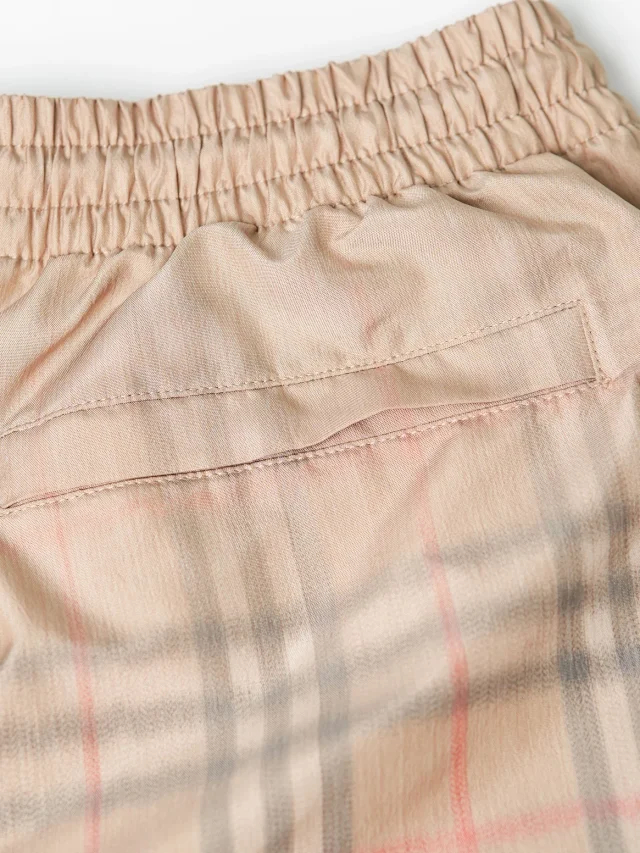 Item ID 9063 BBR Digital Color Spray Customized Gradient Grid Drawstring Swimming Shorts Casual Edition for Men and Women