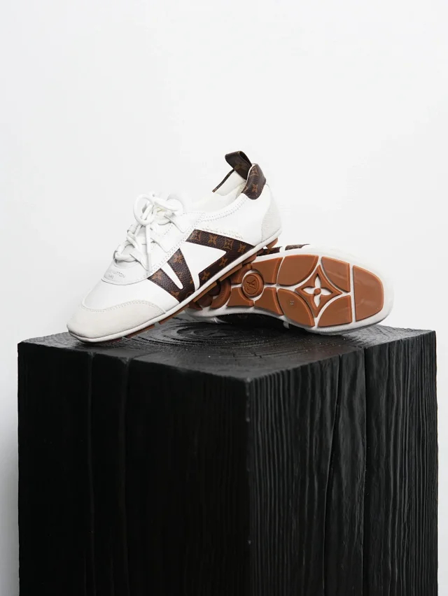 Item ID 9066 1V Seven color optional Sneakerina imported lambskin German training shoes, round toe lace up ballet style thin soled shoes, low cut casual shoes