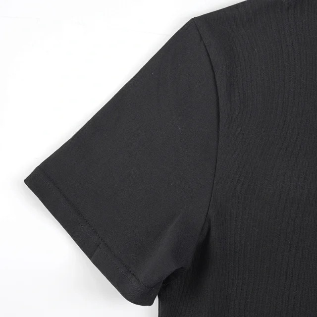 Item ID 9035 Mon x RocNation collaboration solid color left chest logo short sleeved T-shirt