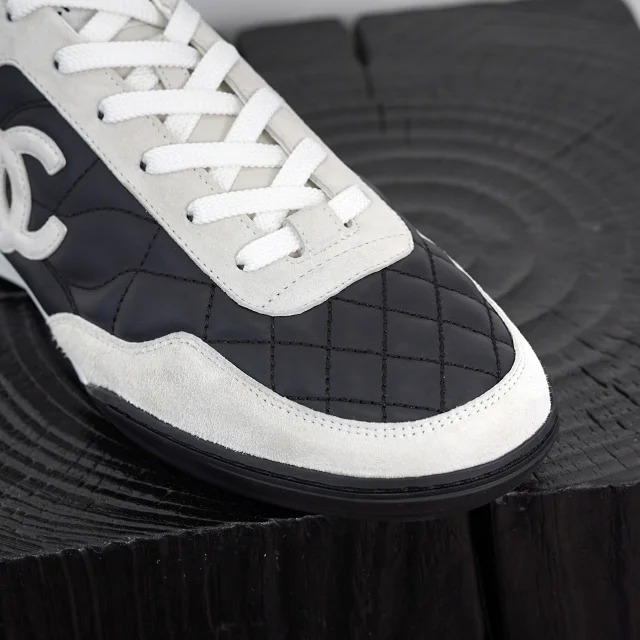 Item ID 9041 CHANE1 imported sheepskin 26S cowhide plush round headed panda low top German training shoes for women black white