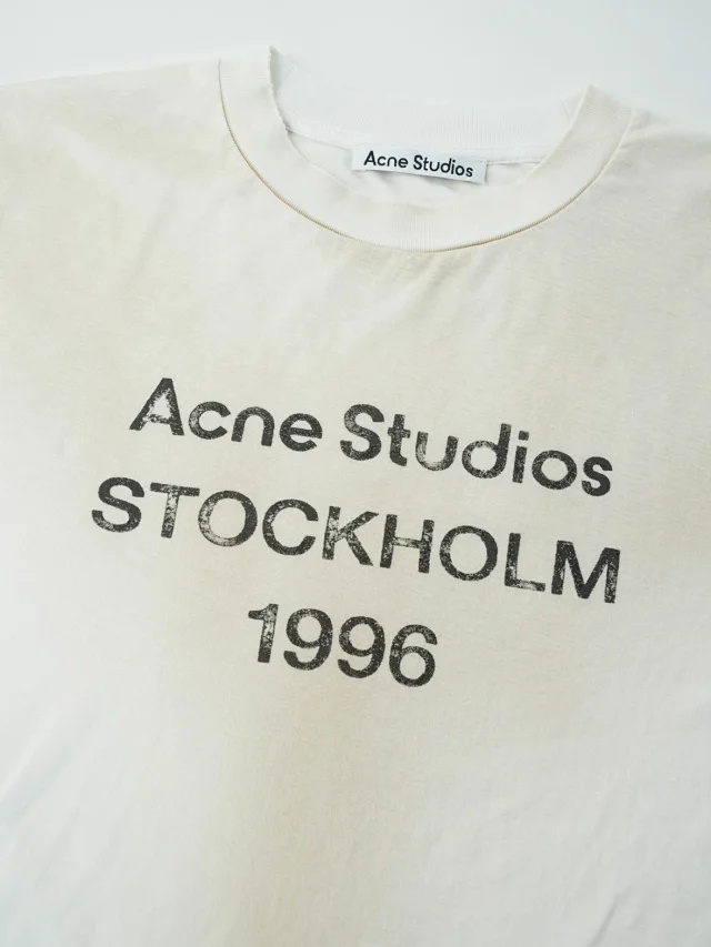 Acne Letter print round neck off shoulder long sleeved shirt